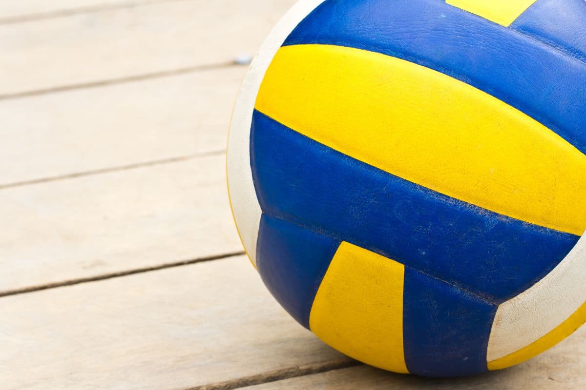 7 Basic Volleyball Skills for Beginners