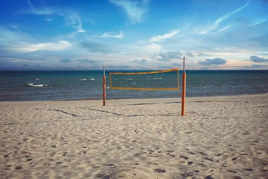 Beach volleyball net 