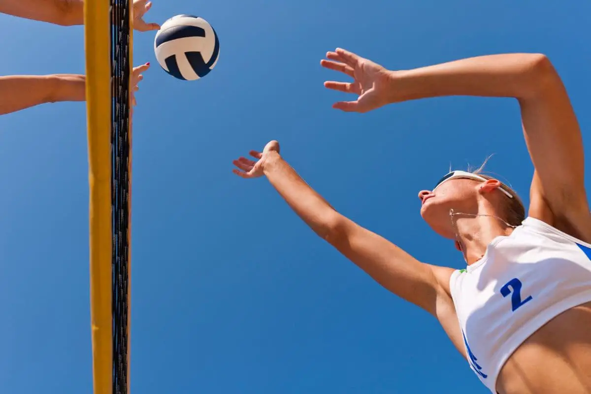 10 Volleyball Tips to Improve Jumping